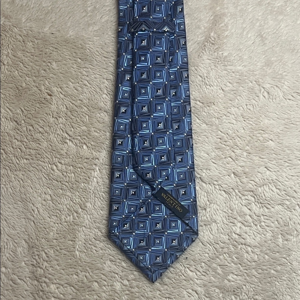 Valentino Blue Geometric Pattern Tie - Picture 5 of 9